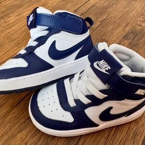 Nike - Toddler Blue and White Sneakers
